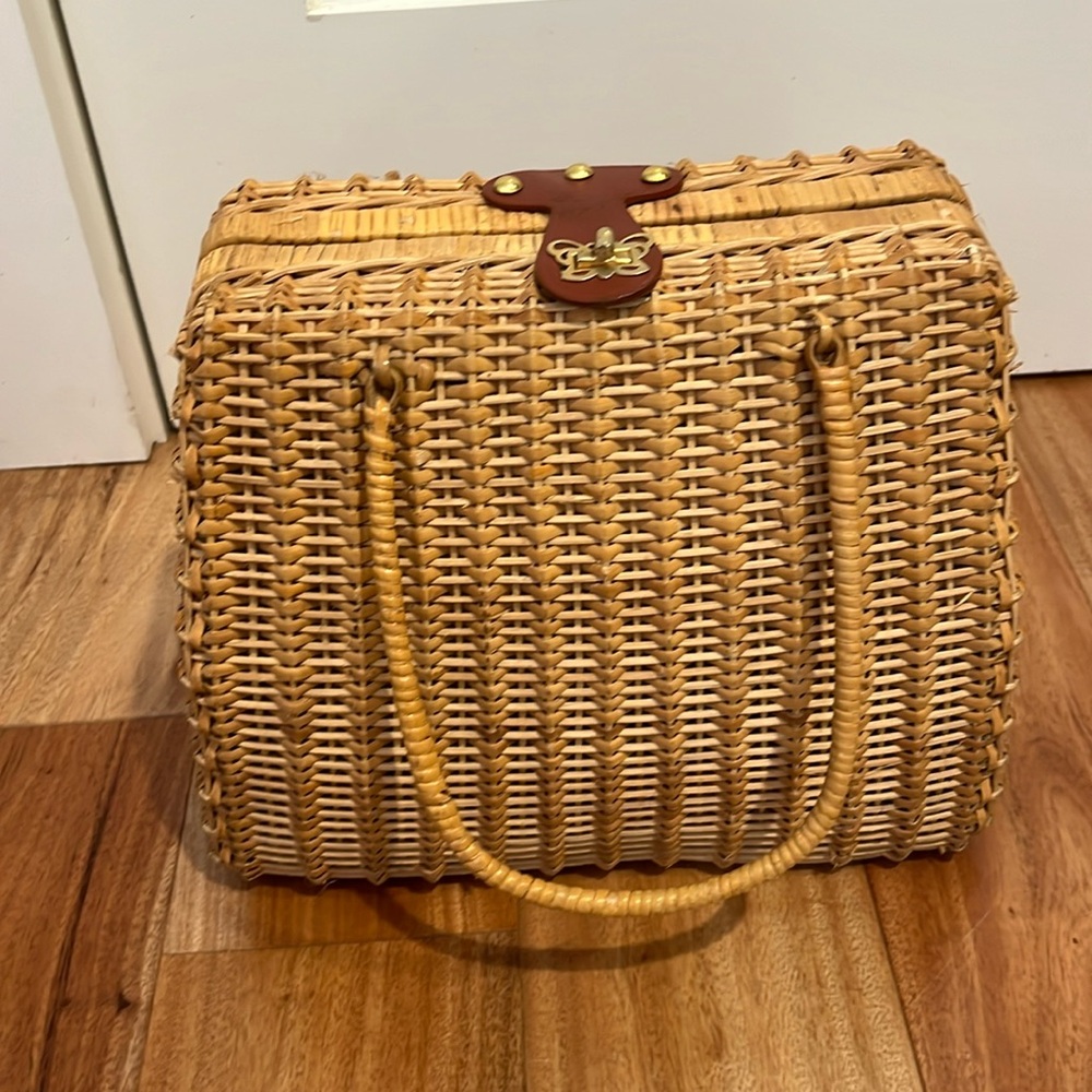 Vtg 60’s Wicker Handbag